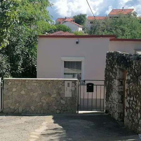 Holiday home Strandnahes Kleines Mit Terrasse By Interhome Silo (Krk)